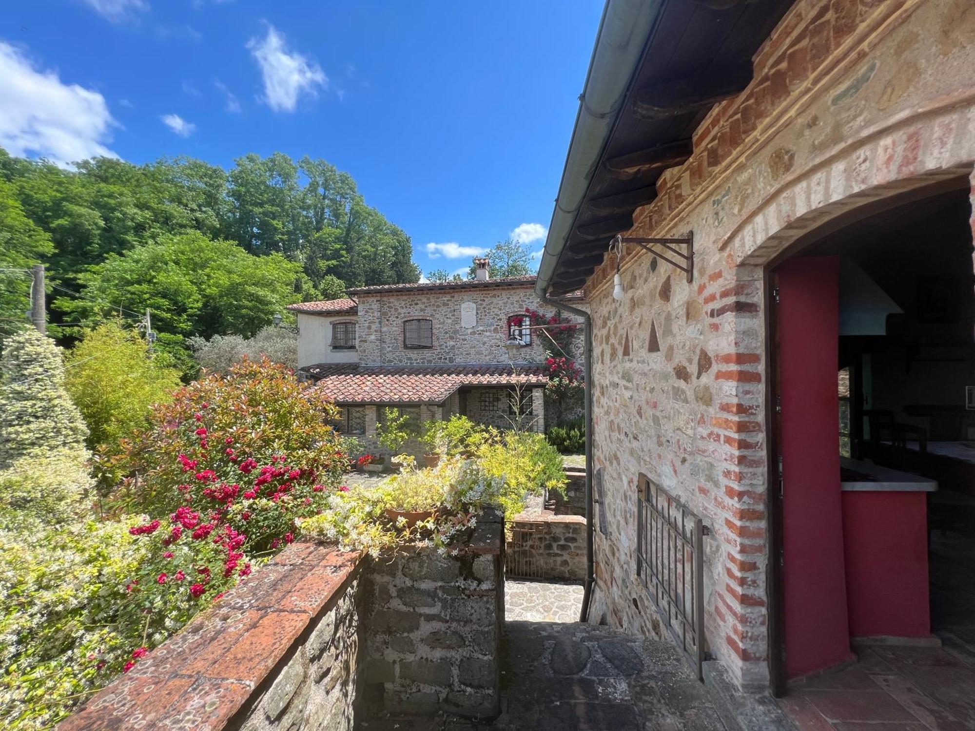 Podere Beatrice 20 Pax By Villasretreats Bardine di San Terenzo Экстерьер фото